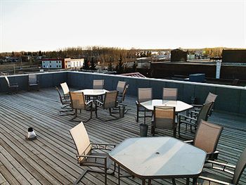 Executive House Suites Hotel & Conference Centre High Level Exterior foto